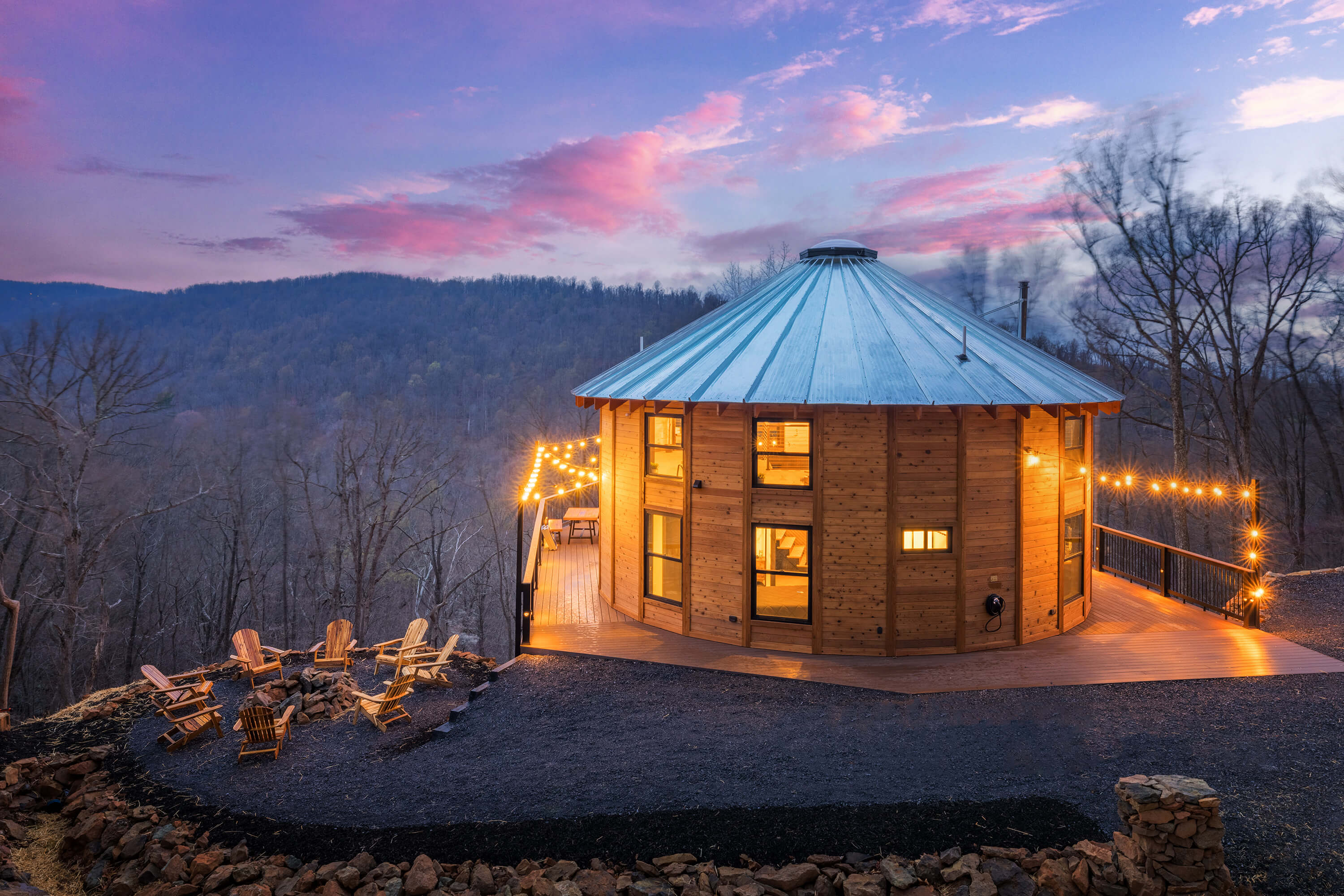<span  class="uc_style_uc_tiles_grid_image_elementor_uc_items_attribute_title" style="color:#ffffff;">Skyline Yurt - A cabin-like two-story yurt on a wraparound deck with a hot tub, archery, wood stove, firepit, and all the modern amenities only an hour from Washington DC</span>