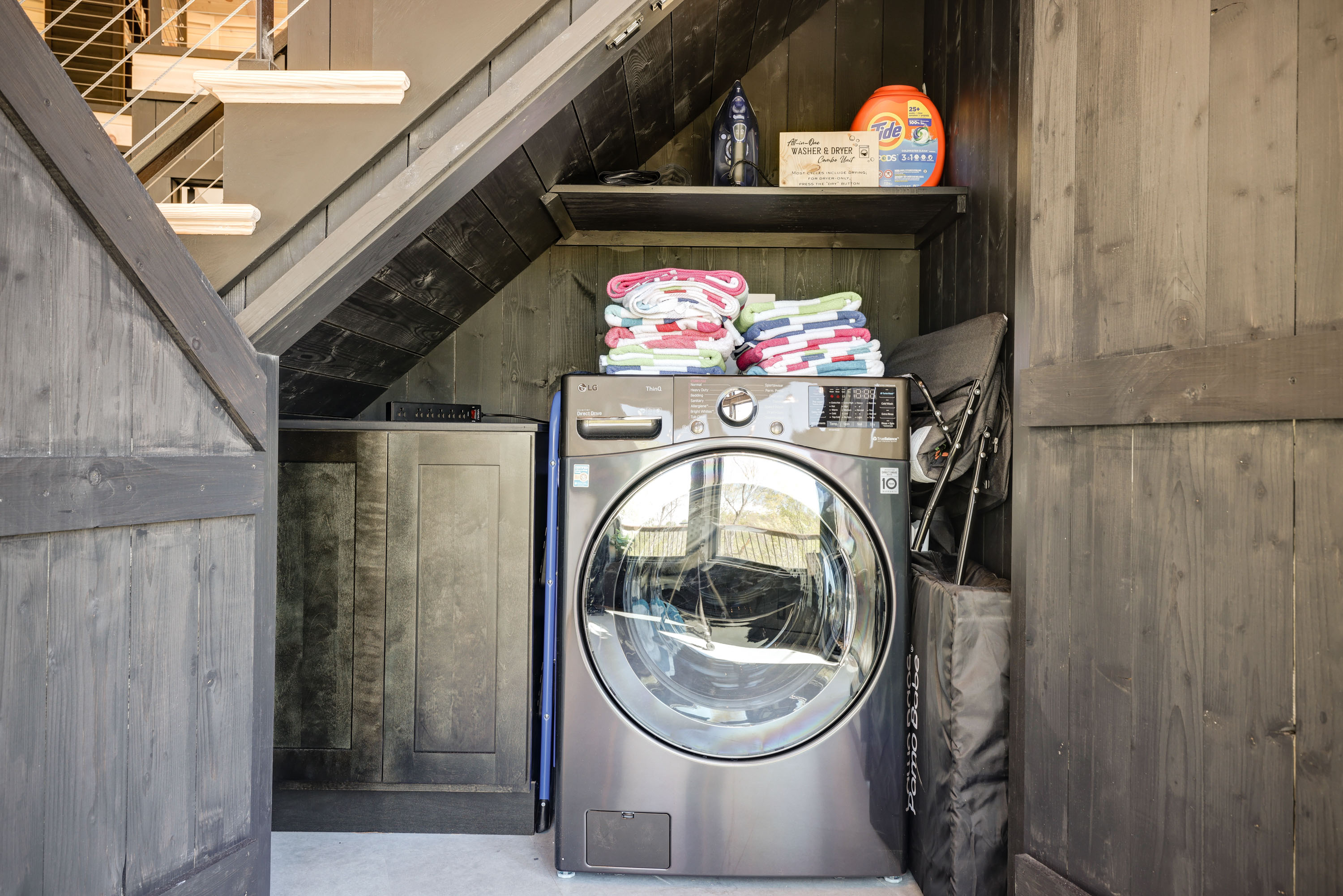<span  class="uc_style_uc_tiles_grid_image_elementor_uc_items_attribute_title" style="color:#ffffff;">Under Stairs Storage, Washer-Dryer Combo, Hot Tub Towels, Crib, High Chair - Skyline Yurt</span>